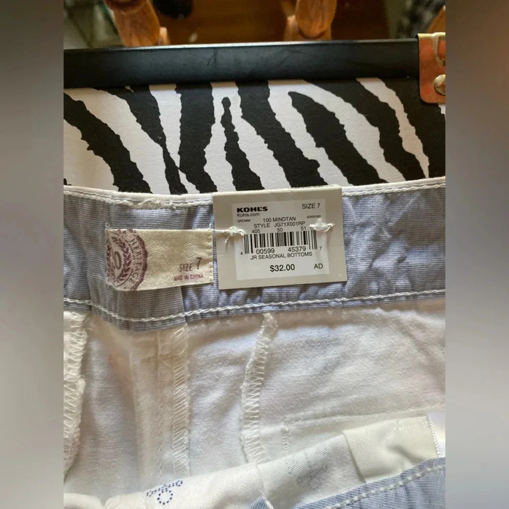 Anchor, shorts, size 7 NWT - Picture 3 of 5